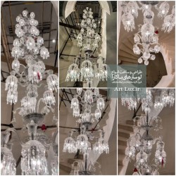 لوستر کریستالی طبقاتی باکارا برای راه پله لوستر کریستالی طبقاتی باکارا برای راه پله