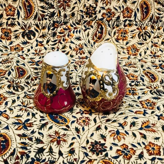 نمکدان چینی شاه عباسی نمکدان چینی شاه عباسی