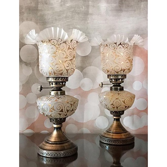 چراغ رومیزی طرح پانیذ