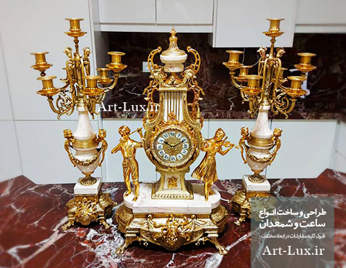 ساعت و شمعدان خروسی سفید