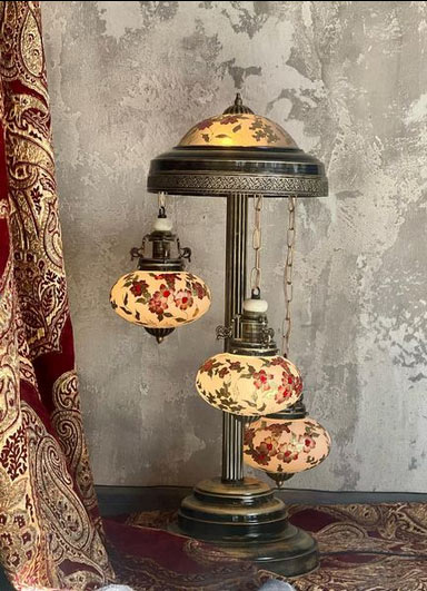 خرید چراغ کنار سالنی برنز