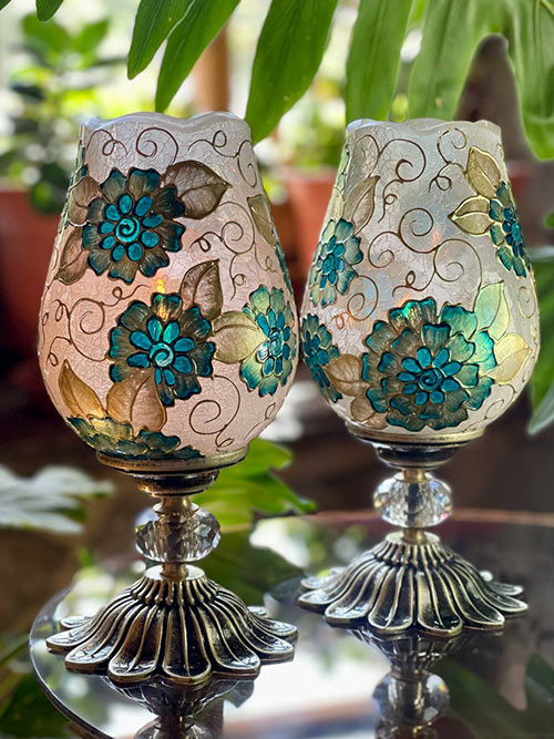 چراغ رومیزی آبی