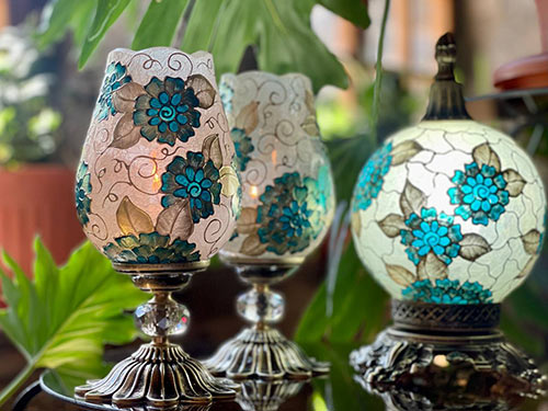 چراغ رومیزی قدیمی