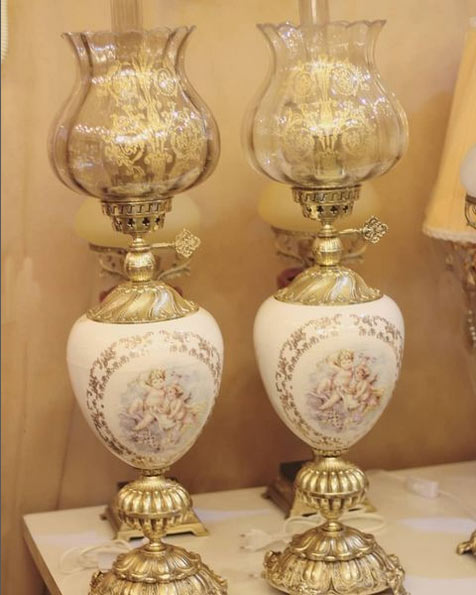 شمعدان برنزی قدیمی