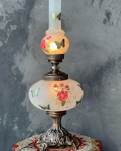 چراغ برقی طرح پروانه