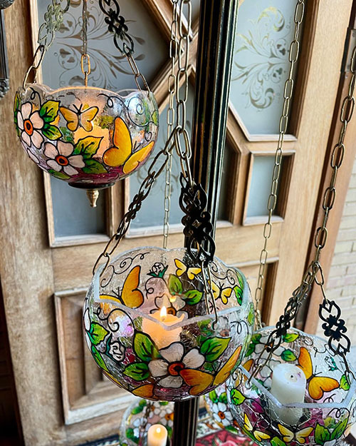کنار سالنی مدرن شمعی