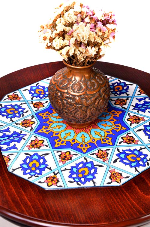 میز کاشی کاری