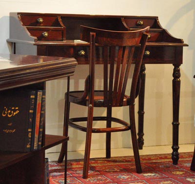 میز تحریر انگلیسی