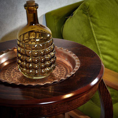 میز کنار سالنی شیک