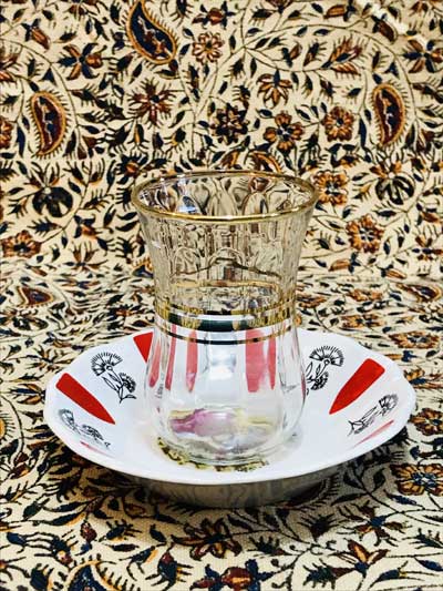 خرید استکان نعلبکی قدیمی