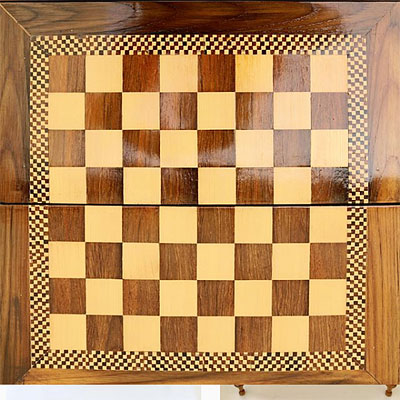 ميز تخته نرد و شطرنج