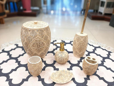 سرویس بهداشتی به انگلیسی