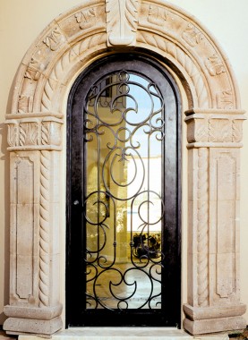 درب آهنی پارکینگ جنوبی