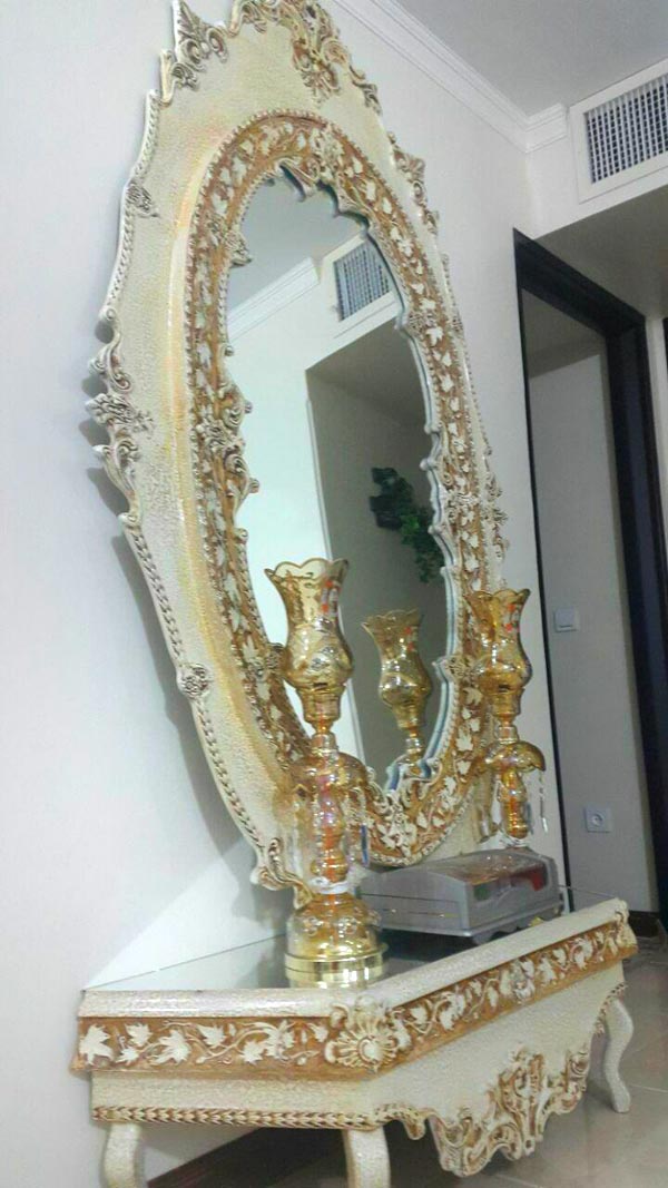 خرید شمعدان لاله عباسی برای کنسول